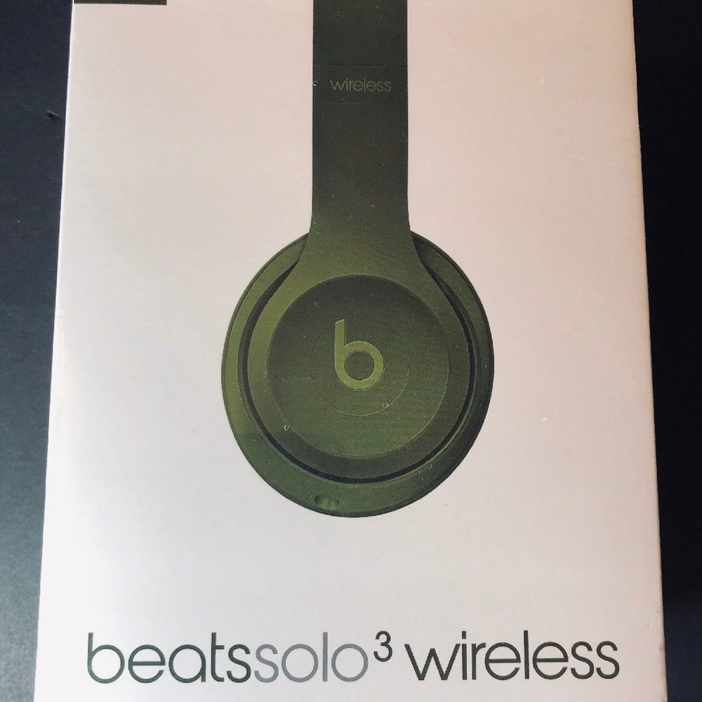 Beats Wireless Headphones Prefect condition